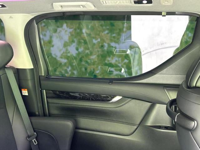 アルファード Ｓ　Ｃパッケージ　サンルーフ／純正エアロ／保証書／ディスプレイオーディオ＋ナビ８インチ／両側電動スライドドア／シートヒーター　前席／シート　合皮／電動バックドア／ドライブレコーダー　社外　フルエアロ　ＬＥＤヘッドランプ（22枚目）