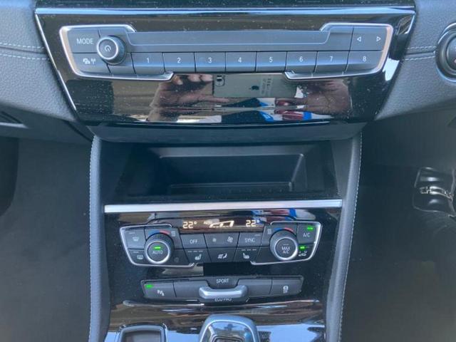 ２シリーズ ２１８ｄアクティブツアラーラグジュアリー　新品タイヤ／保証書／純正　ＳＤナビ／衝突安全装置／シートヒーター　前席／車線逸脱防止支援システム／シート　フルレザー／電動バックドア／ヘッドランプ　ＬＥＤ／ＵＳＢジャック／Ｂｌｕｅｔｏｏｔｈ接続（13枚目）