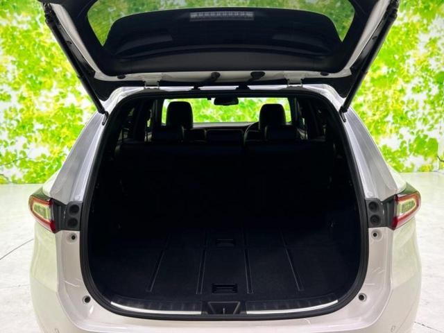 ハリアー プレミアム　保証書／純正　９インチ　ＳＤナビ／車線逸脱防止支援システム／シート　ハーフレザー／電動バックドア／ヘッドランプ　ＬＥＤ／ＥＴＣ／ＥＢＤ付ＡＢＳ／横滑り防止装置／アイドリングストップ／フルセグＴＶ（8枚目）