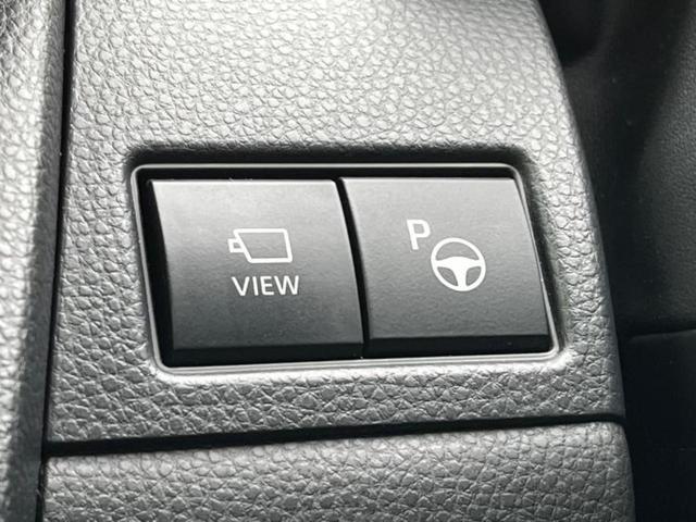 プリウス ４ＷＤ　Ｚ　新品タイヤ／ガラスルーフ／保証書／純正　１１．６インチ　ＳＤナビ／デジタルインナーミラー／衝突安全装置／エアーシート　前席／全方位モニター／車線逸脱防止支援システム／シート　合皮　衝突被害軽減システム（17枚目）