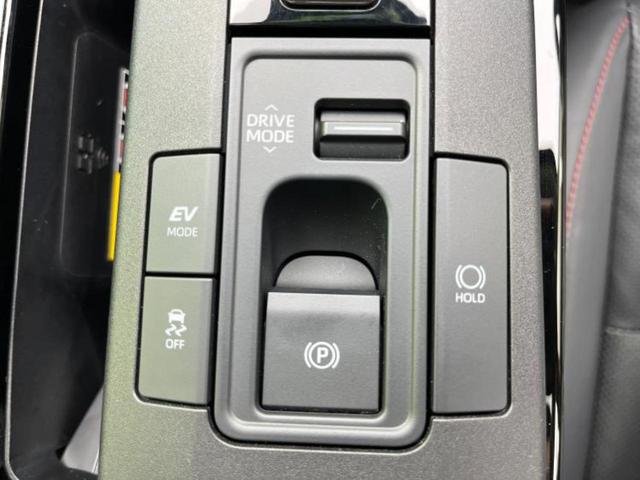 プリウス ４ＷＤ　Ｚ　新品タイヤ／ガラスルーフ／保証書／純正　１１．６インチ　ＳＤナビ／デジタルインナーミラー／衝突安全装置／エアーシート　前席／全方位モニター／車線逸脱防止支援システム／シート　合皮　衝突被害軽減システム（27枚目）