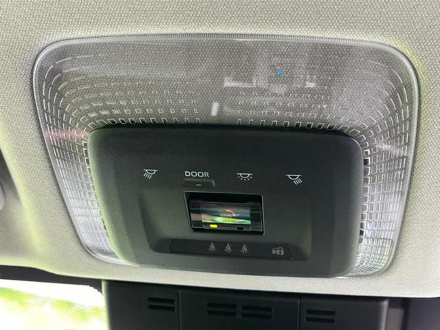 プリウス ４ＷＤ　Ｚ　新品タイヤ／ガラスルーフ／保証書／純正　１１．６インチ　ＳＤナビ／デジタルインナーミラー／衝突安全装置／エアーシート　前席／全方位モニター／車線逸脱防止支援システム／シート　合皮　衝突被害軽減システム（33枚目）