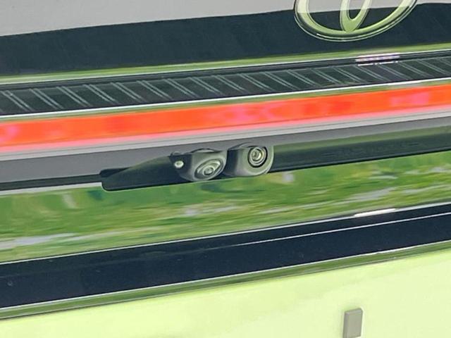 プリウス ４ＷＤ　Ｚ　新品タイヤ／ガラスルーフ／保証書／純正　１１．６インチ　ＳＤナビ／デジタルインナーミラー／衝突安全装置／エアーシート　前席／全方位モニター／車線逸脱防止支援システム／シート　合皮　衝突被害軽減システム（43枚目）