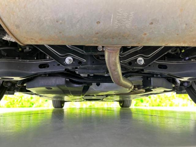 プリウス ４ＷＤ　Ｚ　新品タイヤ／ガラスルーフ／保証書／純正　１１．６インチ　ＳＤナビ／デジタルインナーミラー／衝突安全装置／エアーシート　前席／全方位モニター／車線逸脱防止支援システム／シート　合皮　衝突被害軽減システム（47枚目）