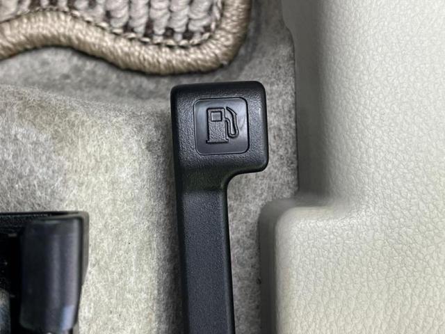 アルトラパン Ｌ　新品タイヤ／保証書／衝突安全装置／シートヒーター　運転席／ＥＢＤ付ＡＢＳ／横滑り防止装置／アイドリングストップ／禁煙車／エアバッグ　運転席／エアバッグ　助手席／パワーウインドウ／キーレスエントリー（32枚目）