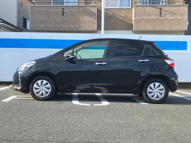 ヴィッツ Ｆセーフティエディション　新品タイヤ／保証書／純正　ＳＤナビ／衝突安全装置／車線逸脱防止支援システム／ドライブレコーダー　社外／ヘッドランプ　ＬＥＤ／Ｂｌｕｅｔｏｏｔｈ接続／ＥＢＤ付ＡＢＳ／横滑り防止装置／バックモニター（2枚目）