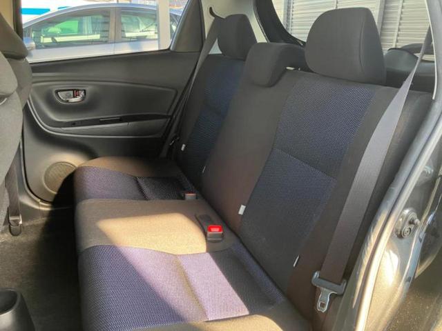 ヴィッツ Ｆセーフティエディション　新品タイヤ／保証書／純正　ＳＤナビ／衝突安全装置／車線逸脱防止支援システム／ドライブレコーダー　社外／ヘッドランプ　ＬＥＤ／Ｂｌｕｅｔｏｏｔｈ接続／ＥＢＤ付ＡＢＳ／横滑り防止装置／バックモニター（6枚目）