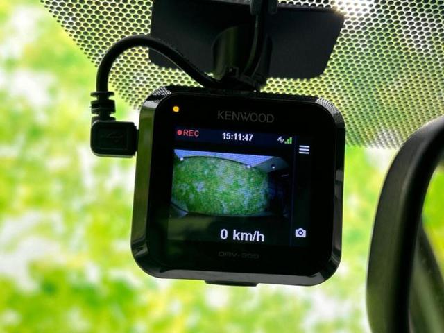 アクア Ｓ　新品タイヤ／保証書／純正　ＳＤナビ／ドライブレコーダー　社外／ヘッドランプ　ＬＥＤ／Ｂｌｕｅｔｏｏｔｈ接続／ＥＢＤ付ＡＢＳ／横滑り防止装置／アイドリングストップ／バックモニター／フルセグＴＶ　ドラレコ（17枚目）