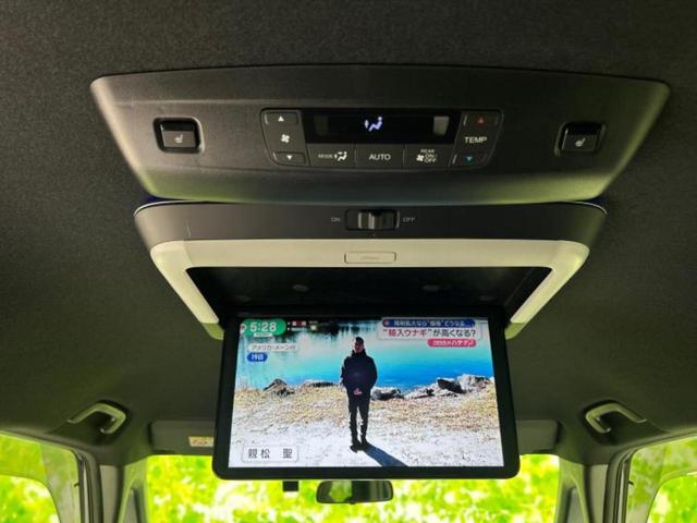 ステップワゴン ｅＨＥＶスパーダプレミアムライン　新品タイヤ／保証書／純正　１１インチ　ナビ／フリップダウンモニター　純正　１５．６インチ／ホンダセンシング／両側電動スライドドア／シートヒーター　全席／マルチビューカメラシステム　衝突被害軽減システム（14枚目）