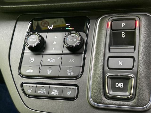 ステップワゴン ｅＨＥＶスパーダプレミアムライン　新品タイヤ／保証書／純正　１１インチ　ナビ／フリップダウンモニター　純正　１５．６インチ／ホンダセンシング／両側電動スライドドア／シートヒーター　全席／マルチビューカメラシステム　衝突被害軽減システム（16枚目）