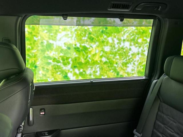 ステップワゴン ｅＨＥＶスパーダプレミアムライン　新品タイヤ／保証書／純正　１１インチ　ナビ／フリップダウンモニター　純正　１５．６インチ／ホンダセンシング／両側電動スライドドア／シートヒーター　全席／マルチビューカメラシステム　衝突被害軽減システム（26枚目）