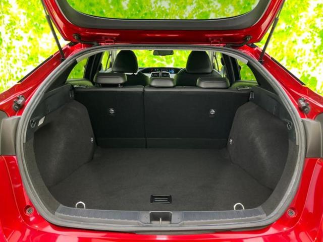 プリウス Ａツーリングセレクション　新品タイヤ／保証書／純正　９インチ　ＳＤナビ／衝突安全装置／シートヒーター　前席／車線逸脱防止支援システム／シート　合皮／パーキングアシスト　自動操舵／ドライブレコーダー　純正　衝突被害軽減システム（8枚目）