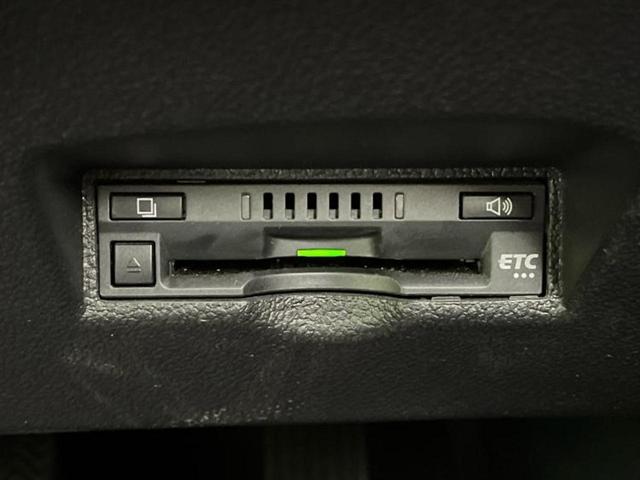 プリウス Ｓツーリングセレクション　純正エアロ／保証書／純正　９インチ　ＳＤナビ／シートヒーター／ヘッドランプ　ＬＥＤ／ＥＴＣ／ＥＢＤ付ＡＢＳ／横滑り防止装置／アイドリングストップ／フルセグＴＶ／エアバッグ　運転席　フルエアロ（17枚目）