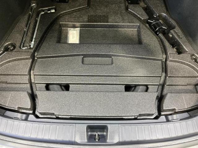 プリウス Ｓツーリングセレクション　純正エアロ／保証書／純正　９インチ　ＳＤナビ／シートヒーター／ヘッドランプ　ＬＥＤ／ＥＴＣ／ＥＢＤ付ＡＢＳ／横滑り防止装置／アイドリングストップ／フルセグＴＶ／エアバッグ　運転席　フルエアロ（24枚目）