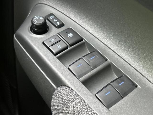 シエンタ ハイブリッドＺ　保証書／ディスプレイオーディオ＋ナビ１０インチ／衝突安全装置／両側電動スライドドア／車線逸脱防止支援システム／ヘッドランプ　ＬＥＤ／ＥＴＣ／ＥＢＤ付ＡＢＳ／横滑り防止装置　衝突被害軽減システム（18枚目）