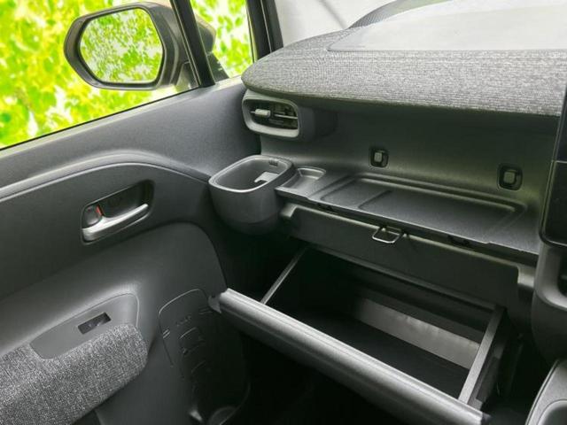 シエンタ ハイブリッドＺ　保証書／ディスプレイオーディオ＋ナビ１０インチ／衝突安全装置／両側電動スライドドア／車線逸脱防止支援システム／ヘッドランプ　ＬＥＤ／ＥＴＣ／ＥＢＤ付ＡＢＳ／横滑り防止装置　衝突被害軽減システム（31枚目）