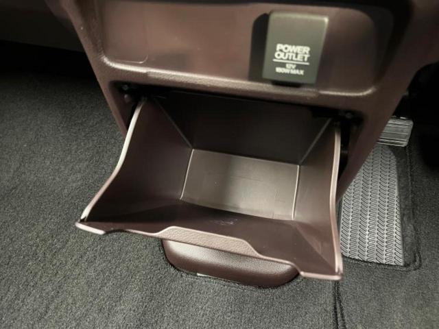 N-WGNカスタム ターボSSクールパッケージ 新品タイヤ/保証書/社外 SDナビ/シート ハーフレザー/Bluetooth接続/ETC/EBD付ABS/横滑り防止装置/アイドリングストップ/クルーズコントロール/バックモニター/フルセグTV(32枚目)