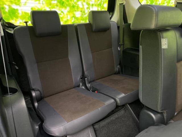 シエンタ ハイブリッドＧクエロ　新品タイヤ／保証書／純正　ＳＤナビ／フリップダウンモニター／衝突安全装置／両側電動スライドドア／車線逸脱防止支援システム／シート　合皮／ヘッドランプ　ＬＥＤ／ＥＴＣ／ＥＢＤ付ＡＢＳ／横滑り防止装置（6枚目）