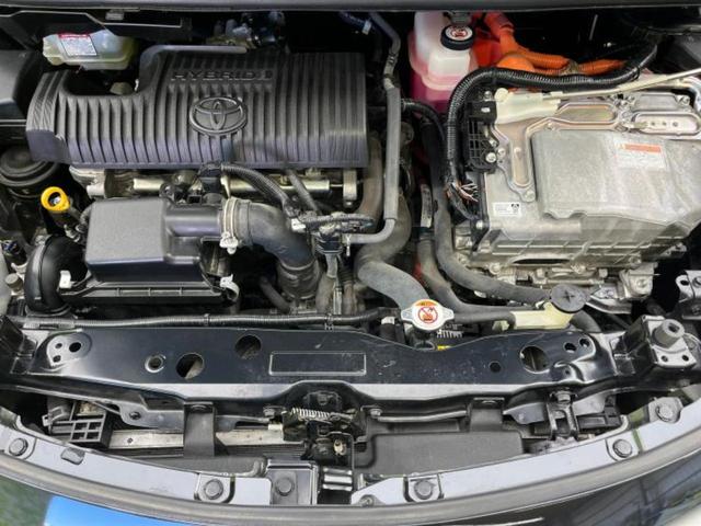 シエンタ ハイブリッドＧクエロ　新品タイヤ／保証書／純正　ＳＤナビ／フリップダウンモニター／衝突安全装置／両側電動スライドドア／車線逸脱防止支援システム／シート　合皮／ヘッドランプ　ＬＥＤ／ＥＴＣ／ＥＢＤ付ＡＢＳ／横滑り防止装置（50枚目）