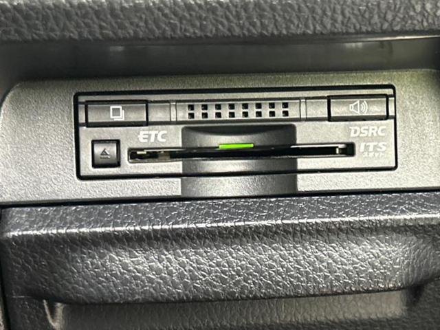 エスクァイア ハイブリッドGiブラックテーラード 保証書/純正 SDナビ/衝突安全装置/両側電動スライドドア/シートヒーター/車線逸脱防止支援システム/シート 合皮/ヘッドランプ LED/ETC/EBD付ABS/横滑り防止装置 衝突被害軽減システム(16枚目)