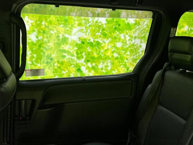 エスクァイア ハイブリッドGiブラックテーラード 保証書/純正 SDナビ/衝突安全装置/両側電動スライドドア/シートヒーター/車線逸脱防止支援システム/シート 合皮/ヘッドランプ LED/ETC/EBD付ABS/横滑り防止装置 衝突被害軽減システム(24枚目)