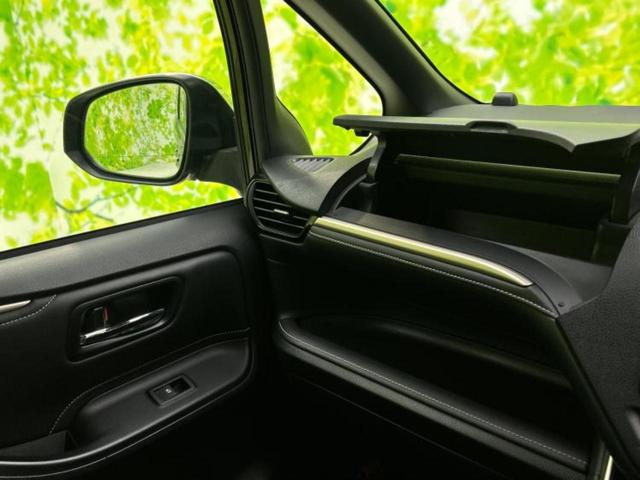 エスクァイア ハイブリッドGiブラックテーラード 保証書/純正 SDナビ/衝突安全装置/両側電動スライドドア/シートヒーター/車線逸脱防止支援システム/シート 合皮/ヘッドランプ LED/ETC/EBD付ABS/横滑り防止装置 衝突被害軽減システム(31枚目)