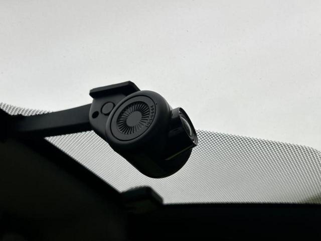 ランディ ４ＷＤハイブリッドＧ　保証書／社外　８インチ　メモリーナビ／衝突安全装置／両側電動スライドドア／シートヒーター　前席／車線逸脱防止支援システム／ドライブレコーダー　純正／ヘッドランプ　ＬＥＤ／Ｂｌｕｅｔｏｏｔｈ接続　４ＷＤ（13枚目）