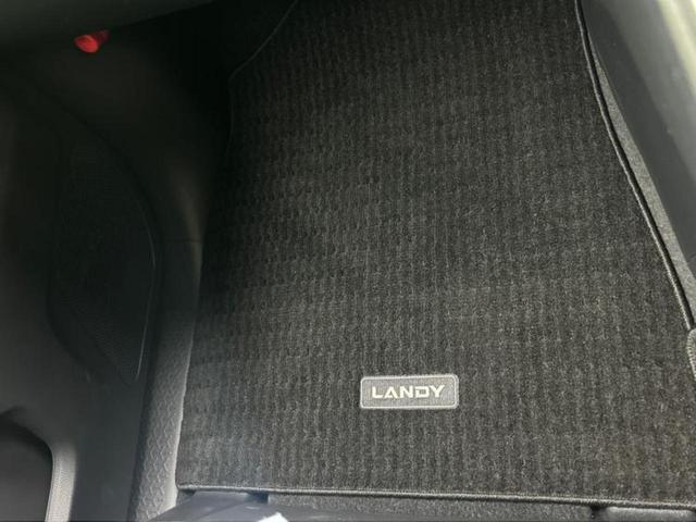 ランディ ４ＷＤハイブリッドＧ　保証書／社外　８インチ　メモリーナビ／衝突安全装置／両側電動スライドドア／シートヒーター　前席／車線逸脱防止支援システム／ドライブレコーダー　純正／ヘッドランプ　ＬＥＤ／Ｂｌｕｅｔｏｏｔｈ接続　４ＷＤ（34枚目）