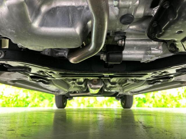 タフト Ｘ　保証書／スマートアシスト（トヨタ・ダイハツ）／ＵＳＢジャック／横滑り防止装置／アイドリングストップ／禁煙車／オートエアコン／オートライト／アクセサリーソケット／ヘッドライトレベライザー（41枚目）