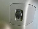 WECARSでは各商談席に大型モニターをご用意しております!見やすい大画面でゆったりと全国の在庫をご覧いただけます!是非ご来店お待ちしております!