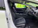 プリウス ４ＷＤ　Ｚ　新品タイヤ／ガラスルーフ／保証書／純正　１１．６インチ　ＳＤナビ／デジタルインナーミラー／衝突安全装置／エアーシート　前席／全方位モニター／車線逸脱防止支援システム／シート　合皮　衝突被害軽減システム（4枚目）