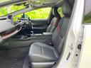 プリウス ４ＷＤ　Ｚ　新品タイヤ／ガラスルーフ／保証書／純正　１１．６インチ　ＳＤナビ／デジタルインナーミラー／衝突安全装置／エアーシート　前席／全方位モニター／車線逸脱防止支援システム／シート　合皮　衝突被害軽減システム（6枚目）