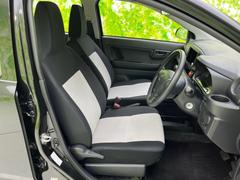 「この車の写真をもっと見たい」「状態が気になる」「この装備はついている？」どんな小さな疑問でもお気軽にお問い合わせください！ 4