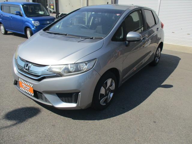 フィットハイブリッド Ｆパッケージ　ワンオーナー．純正ナビ．バックカメラ．スマートキー．ＥＴＣ．ＬＥＤヘッドライト（5枚目）