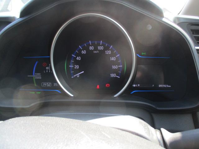 フィットハイブリッド Ｆパッケージ　ワンオーナー．純正ナビ．バックカメラ．スマートキー．ＥＴＣ．ＬＥＤヘッドライト（21枚目）