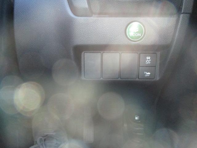 フィットハイブリッド Ｆパッケージ　ワンオーナー．純正ナビ．バックカメラ．スマートキー．ＥＴＣ．ＬＥＤヘッドライト（26枚目）