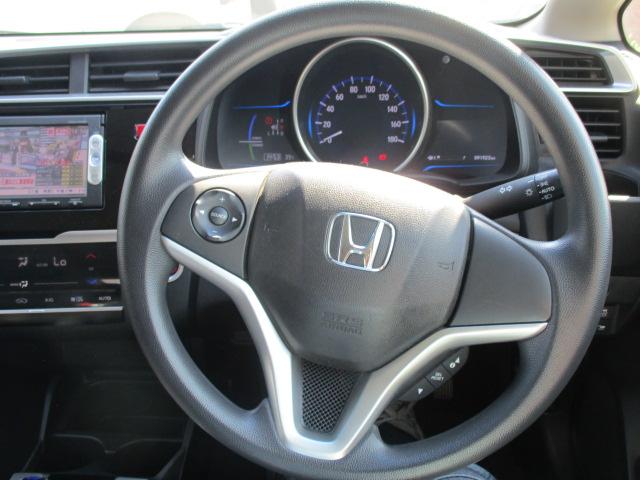 フィットハイブリッド Ｆパッケージ　ワンオーナー．純正ナビ．バックカメラ．スマートキー．ＥＴＣ．ＬＥＤヘッドライト（27枚目）