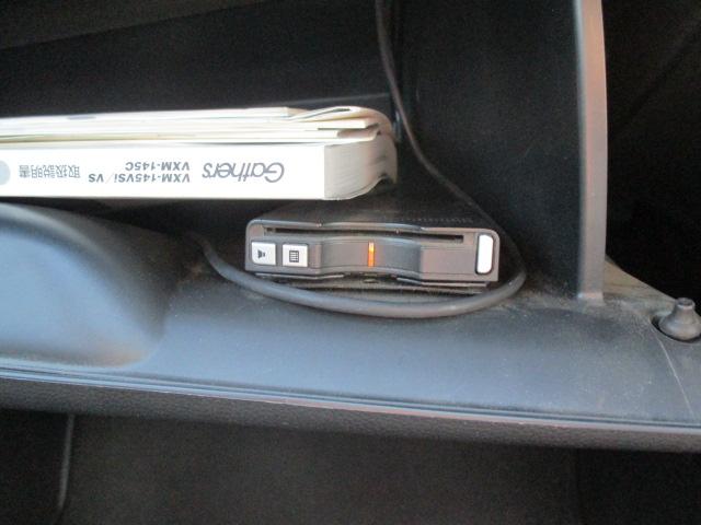 フィットハイブリッド Ｆパッケージ　ワンオーナー．純正ナビ．バックカメラ．スマートキー．ＥＴＣ．ＬＥＤヘッドライト（28枚目）