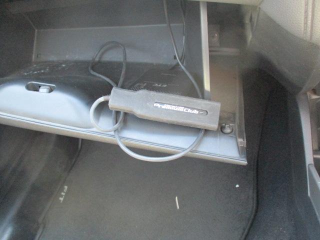 フィットハイブリッド Ｆパッケージ　ワンオーナー．純正ナビ．バックカメラ．スマートキー．ＥＴＣ．ＬＥＤヘッドライト（30枚目）