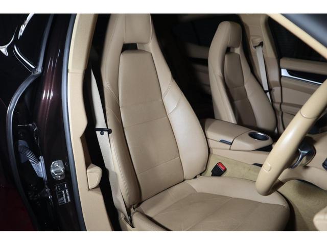 パナメーラ ４　ＰＣ記録簿３ページ　Ｖ６右Ｈ　スポーツクロノ　ルクソールベージュ　ボーズサウンド　レッドキャリパー　１９ＡＷ　ＡＴ内部センサー交換済み　サーモハウジング交換済　　天張り新品　マホガニーメタリック　下取（36枚目）