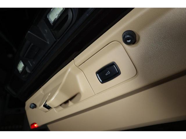 パナメーラ ４　ＰＣ記録簿３ページ　Ｖ６右Ｈ　スポーツクロノ　ルクソールベージュ　ボーズサウンド　レッドキャリパー　１９ＡＷ　ＡＴ内部センサー交換済み　サーモハウジング交換済　　天張り新品　マホガニーメタリック　下取（59枚目）