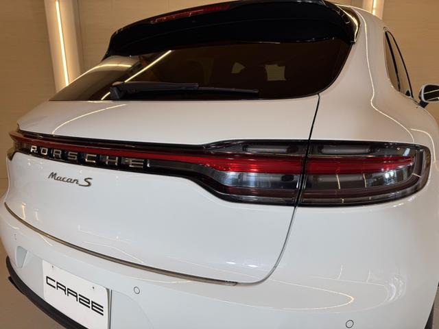 マカン マカンＳ　右Ｈ　スポーツエグゾースト　ＰＤＬＳヘッドライト　２０インチｔｕｒｂｏｂｌａｃｋＡＷ　ＢＯＳＥ　黒皮シート　シートヒーター　アダプティブクルーズコントロール　　ＯＰフルセグＴＶ　ＤＶＤ（26枚目）