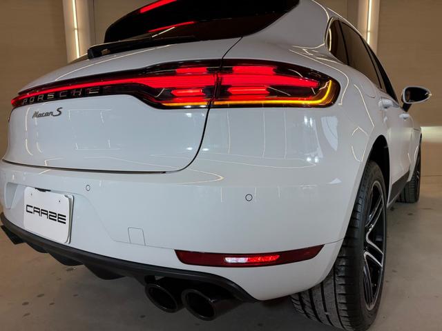 マカン マカンＳ　右Ｈ　スポーツエグゾースト　ＰＤＬＳヘッドライト　２０インチｔｕｒｂｏｂｌａｃｋＡＷ　ＢＯＳＥ　黒皮シート　シートヒーター　アダプティブクルーズコントロール　　ＯＰフルセグＴＶ　ＤＶＤ（27枚目）