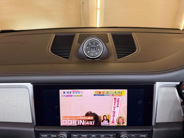 マカン マカンＳ　右Ｈ　スポーツエグゾースト　ＰＤＬＳヘッドライト　２０インチｔｕｒｂｏｂｌａｃｋＡＷ　ＢＯＳＥ　黒皮シート　シートヒーター　アダプティブクルーズコントロール　　ＯＰフルセグＴＶ　ＤＶＤ（40枚目）