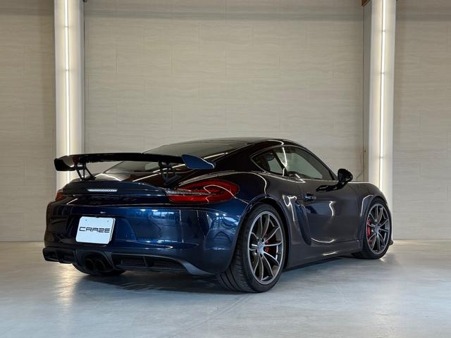 ケイマン ＧＴ４　右Ｈ　禁煙車　ポルシェ保証２０２７年４月　クラブスポーツＰＫＧ　スポーツクロノＰＫＧ　スポーツエグゾースト　ＰＣ記録簿　専用カーボンバケットシート　アルカンターラルーフライナー　ダークブルーメタリック（18枚目）
