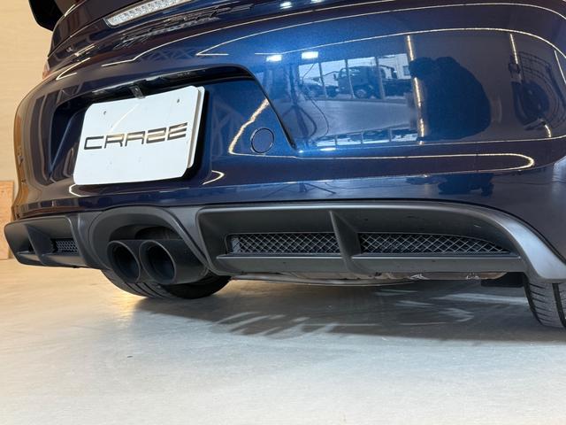ケイマン ＧＴ４　右Ｈ　禁煙車　ポルシェ保証２０２７年４月　クラブスポーツＰＫＧ　スポーツクロノＰＫＧ　スポーツエグゾースト　ＰＣ記録簿　専用カーボンバケットシート　アルカンターラルーフライナー　ダークブルーメタリック（22枚目）