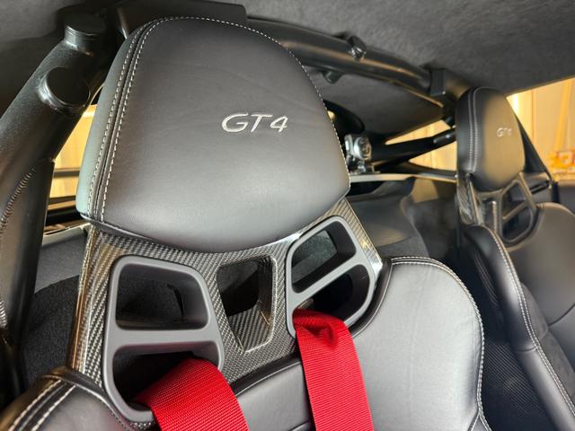 ケイマン ＧＴ４　右Ｈ　禁煙車　ポルシェ保証２０２７年４月　クラブスポーツＰＫＧ　スポーツクロノＰＫＧ　スポーツエグゾースト　ＰＣ記録簿　専用カーボンバケットシート　アルカンターラルーフライナー　ダークブルーメタリック（47枚目）