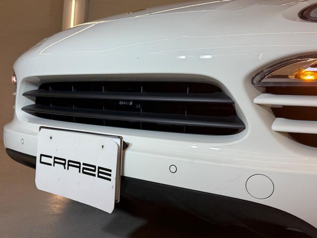 カイエン ベースグレード　１オーナー禁煙車　右ハンドル　オリジナルコンデション　サンドホワイト（12枚目）