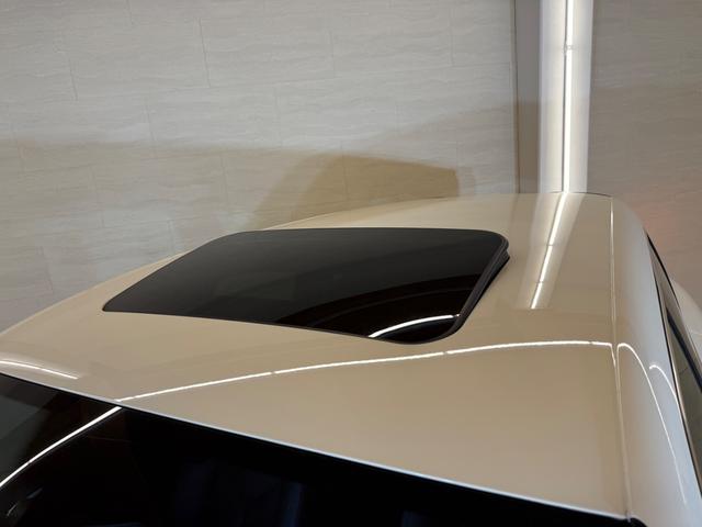 カイエン ベースグレード　１オーナー禁煙車　右ハンドル　オリジナルコンデション　サンドホワイト（15枚目）