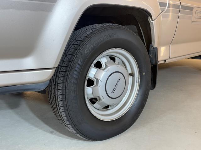 ライトエースワゴン ＧＸＬ　１オーナー　５万キロ　初年度昭和６３年１２月登録車　対面８人乗り　エアコン　足周り錆無し（4枚目）